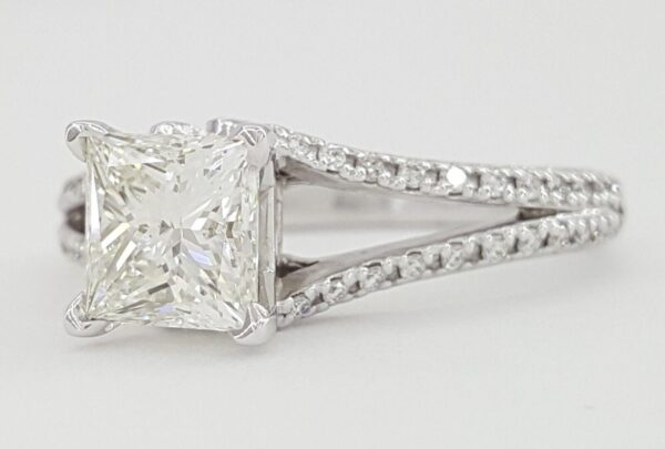 De Beers Forevermark Princess Diamond Split Shank Engagement Ring 1.59 ct 18k