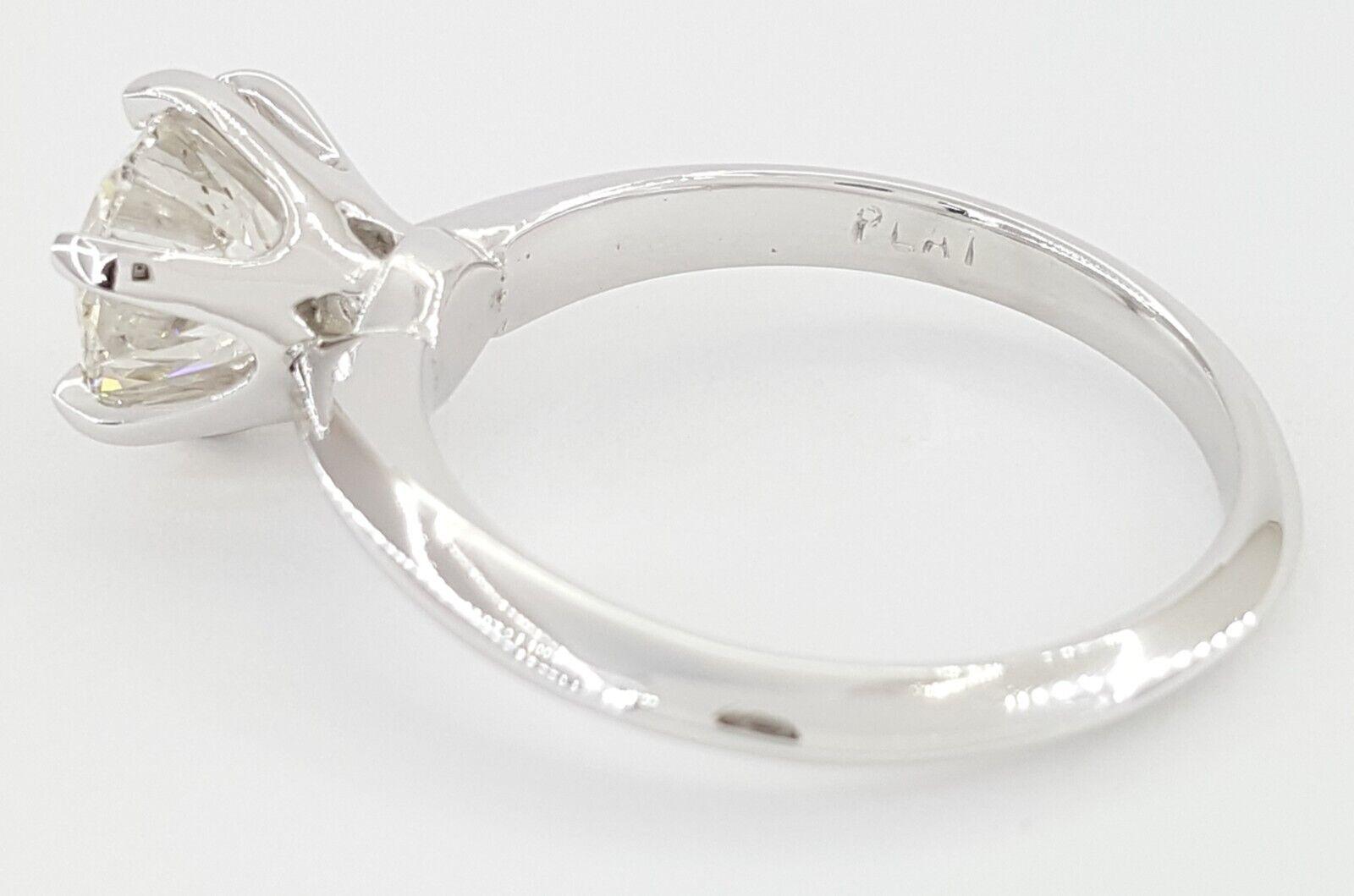 Natural Round Brilliant Diamond Platinum Solitaire Engagement Ring 2.02 ct 17K