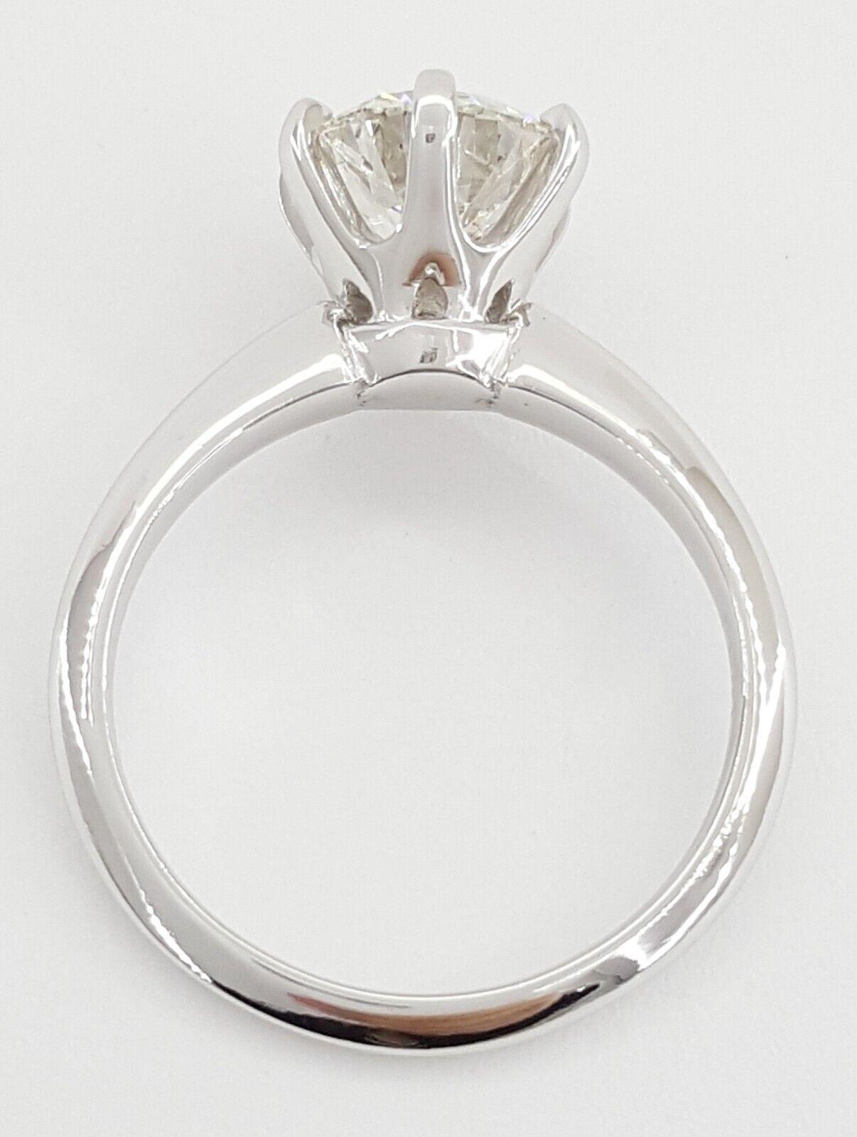 Natural Round Brilliant Diamond Platinum Solitaire Engagement Ring 2.02 ct 17K