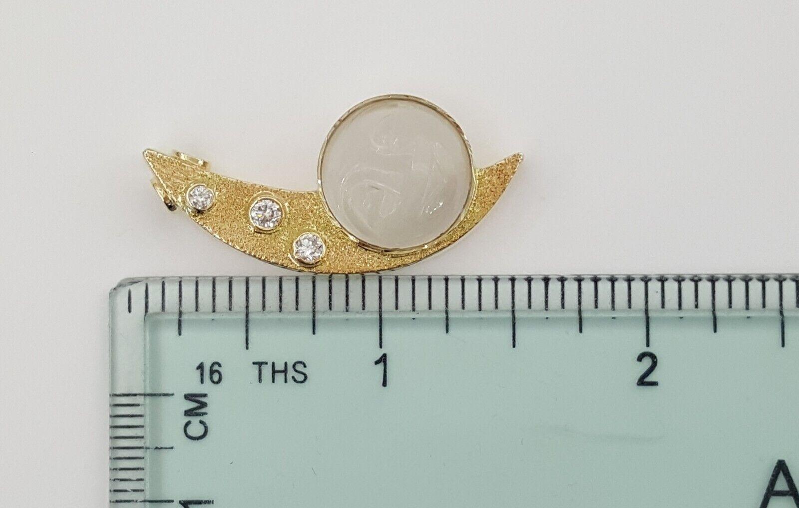 Vintage Diamond & Moonstone Man on The Moon Pendant 0.2ct 14K Yellow Gold 5.4 Gr