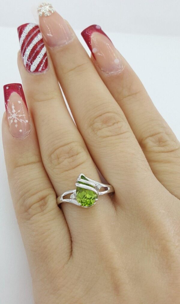 Pear Shape Peridot & Round Diamond Ring 14k White Gold 1.5 ct