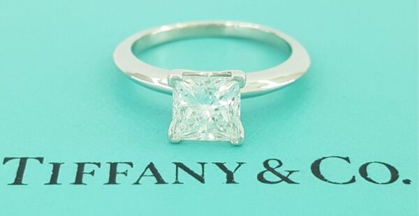 Tiffany & Co Princess Diamond Solitaire Engagement Ring 1.08 ct Plat Rtl 15.8K