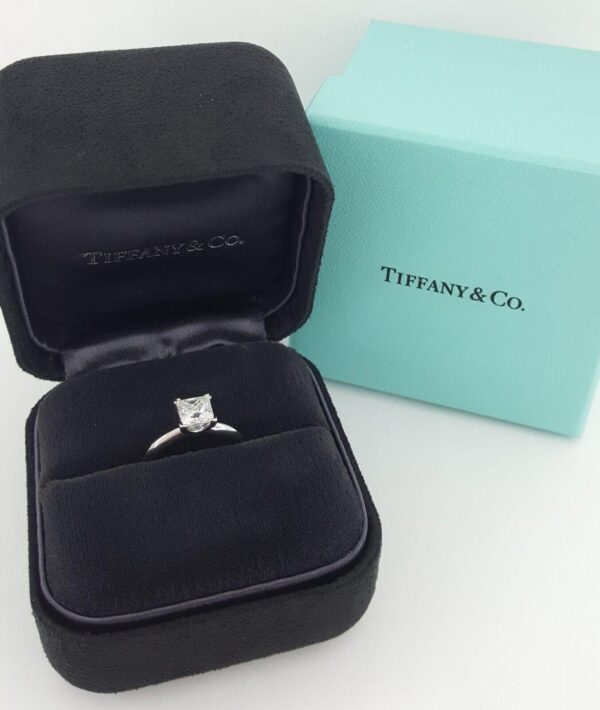 Tiffany & Co Princess Diamond Solitaire Engagement Ring 1.08 ct Plat Rtl 15.8K