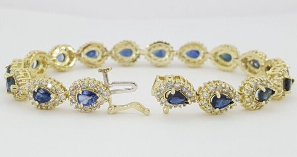 14K Yellow Gold 8.74 ct Blue Sapphire & Round Diamond Bracelet 16.8 Grams 7”