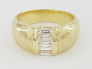 Vintage Baguette Diamond Channel Set 0.6 ct 18k Yellow Gold Ring