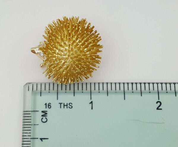 Vintage 14K Yellow Gold 0.06 ct Diamond Hedgehog Pin Brooch 13.5 grams 27mm