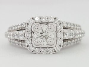 Round Brilliant Cut Diamond Halo Engagement Ring in 14K White Gold 1 ct