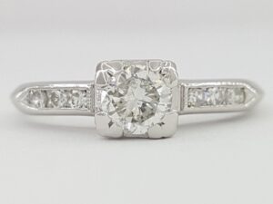 Antique Vintage 0.34 ct Round Cut Diamond Platinum Engagement Ring