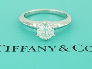 Tiffany & Co Round Diamond Solitaire Platinum Engagement Ring 0.73 ct