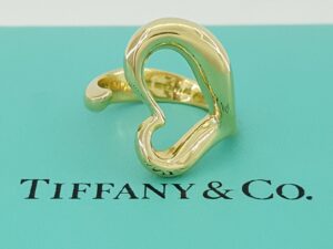 Vintage Tiffany & Co Elsa Peretti ® 18K Yellow Gold Large Open Heart Ring 18.6mm