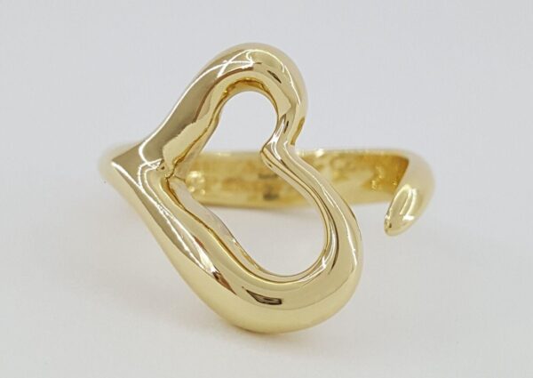 Vintage Tiffany & Co Elsa Peretti ® 18K Yellow Gold Medium Open Heart Ring 16mm