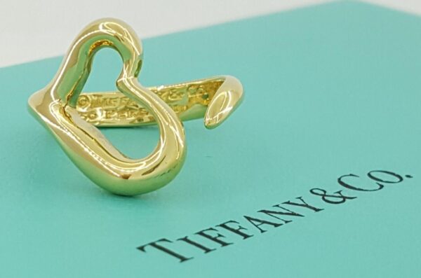 Vintage Tiffany & Co Elsa Peretti ® 18K Yellow Gold Medium Open Heart Ring 16mm