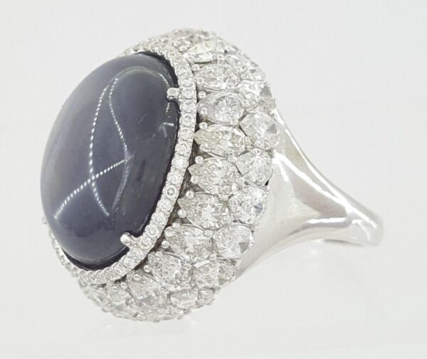 Oval Cabochon Star Sapphire & Diamond Statement Ring 21 ct 18K W Gold