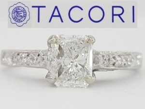 TACORI HT2202 Rectangular Radiant cut Diamond Platinum Engagement Ring 1.01 ct