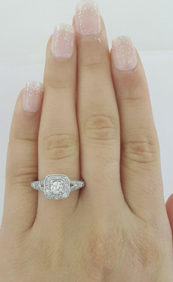 0.81 ct 14k White Gold Round Diamond Halo Split Shank Engagement Ring Rtl 3,495