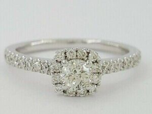 0.6 ct 14K White Gold Round Brilliant Cut Diamond Halo Engagement Ring