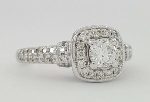 Vera Wang Love 14K 0.75 ct Round Diamond Halo Frame Engagement Ring Rtl 2,779