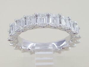 Emerald Cut Diamond Full Circle Eternity Wedding Anniv Ring 4 ct 4.6mm 14K Gold