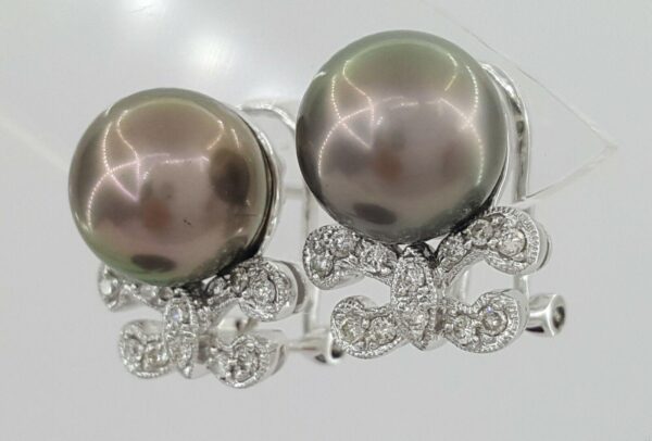 South Sea Pearls & 0.24 ct Diamond Earrings 7.3grams 18k White Gold 10mm