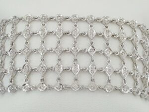 Diamond 5 Five-Row line Bracelet Large 34.4 mm 47.4g 3.51 ct 18K White Gold 7"