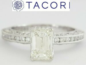 TACORI Classic Crescent HT2553EC 18k Emerald Diamond Engagement Ring 1.44 ct GIA