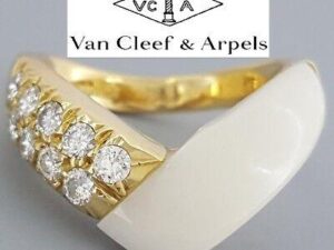 Van Cleef & Arpels VCA 18K Yellow Gold Round Cut Diamonds White Coral Ring