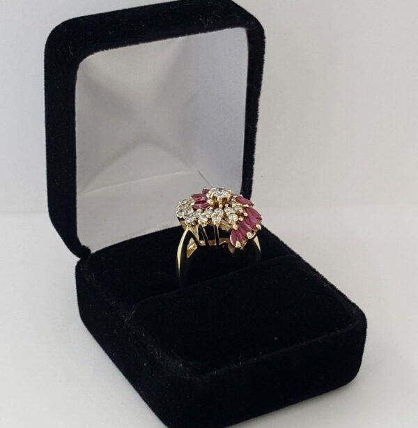 Vintage 14K Gold 0.77 ct Round Cut Diamond & 1 ct Ruby Fashion / Cocktail Ring