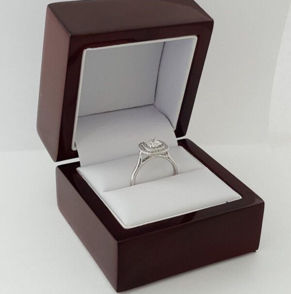 0.97 ct 18K White Gold Cushion Cut Diamond Double Halo Engagement Ring GIA E/VS1