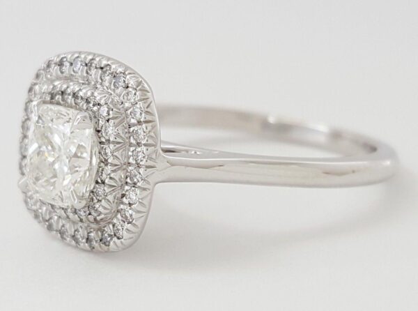 0.97 ct 18K White Gold Cushion Cut Diamond Double Halo Engagement Ring GIA E/VS1