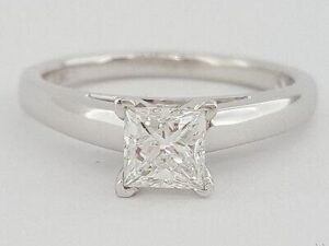 Leo Princess Diamond Solitaire Engagement Ring 0.70 ct 14K & Platinum H / SI1