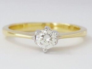 0.30 ct Vintage 18K Two-Tone Gold Round Cut Diamond Solitaire Engagement Ring