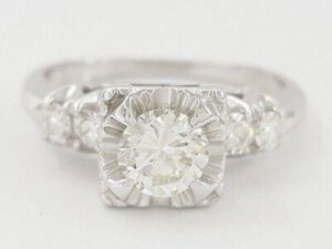 Round Cut Diamond 0.72 ct Antique / Vintage 14K White Gold Engagement Ring