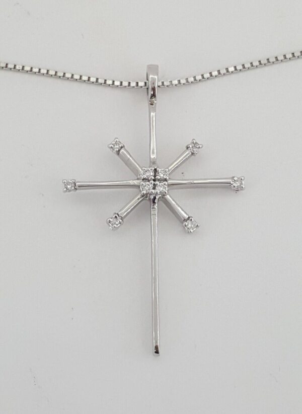 0.1 ct 18K White Gold Round Cut Diamond Snowflake / Starburst Cross Pendant