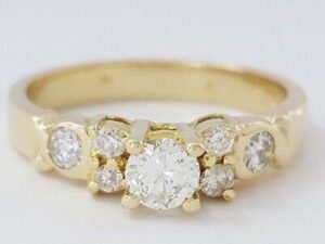 0.45 ct 14K Yellow Gold Round Brilliant Cut Diamond Engagement Ring