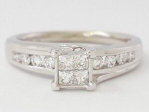 0.50ct 14k White Gold Princess & Round Cut Diamond Invisible Set Engagement Ring