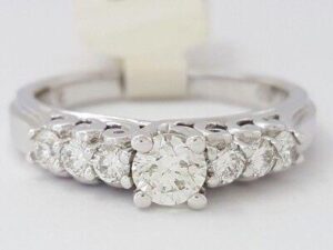 0.60 ct 14K White Gold Seven-Stone Round Cut Diamond Engagement Ring