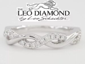 The Leo Round Diamond Crossover Wedding Band 0.22 ct 14k White Gold Rtl 1,400