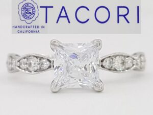 Tacori Sculpted Crescent 46-25PR 18k 0.28 ct Semi-Mount Engagement Ring Rtl 2990