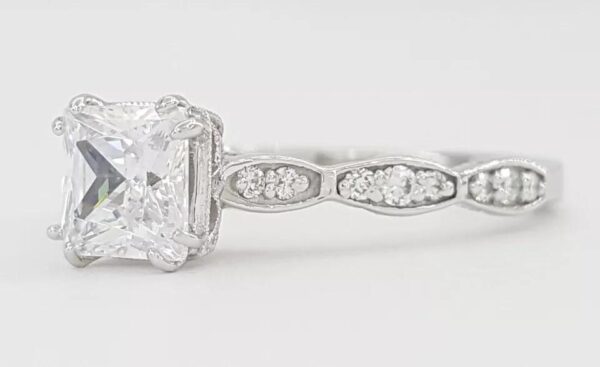 TACORI Sculpted Crescent 57-2PR Princess 18k Semi-Mount Engagement Ring Rt 2390