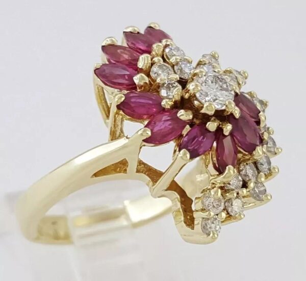 Vintage Gold Diamond & Ruby Statement / Cocktail Ring 14K Yellow Gold 1.77 ct