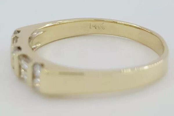 0.32 ct 14K Yellow Gold Round & Baguette Cut Diamond Channel Set Band Ring Sz 9