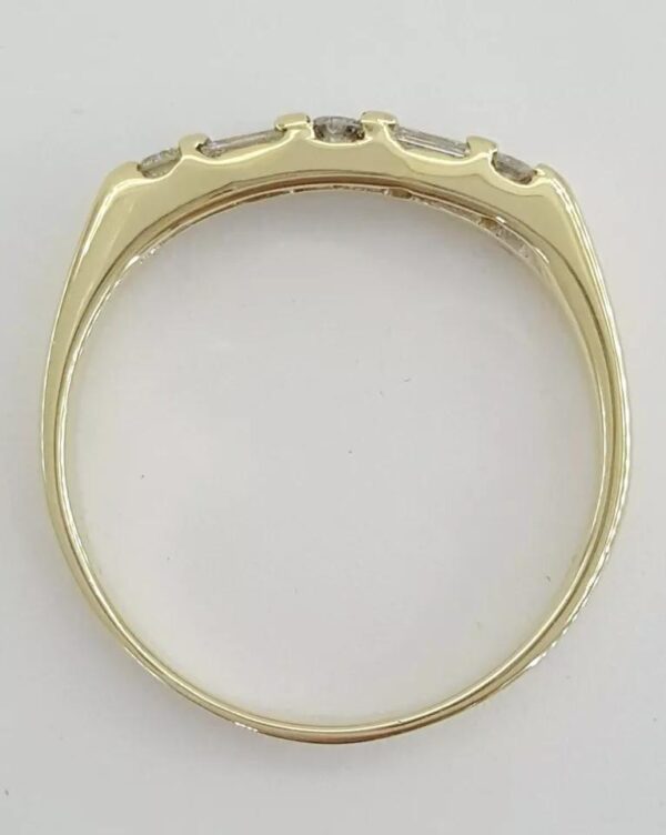 0.32 ct 14K Yellow Gold Round & Baguette Cut Diamond Channel Set Band Ring Sz 9