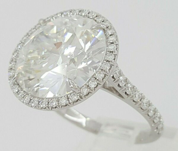 Tiffany & Co Platinum Soleste 8.66 ct Round Diamond Engagement Ring E / VVS2