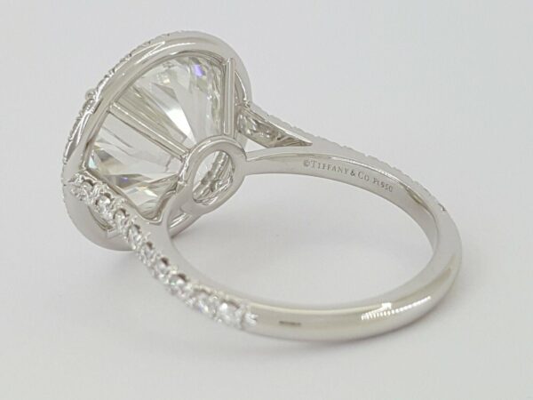 Tiffany & Co Platinum Soleste 8.66 ct Round Diamond Engagement Ring E / VVS2