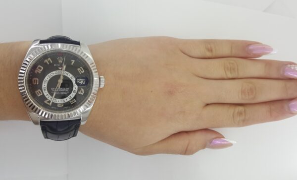 Rolex Sky-Dweller 326139 42 mm Black Dial 18K White Gold with Box & Card