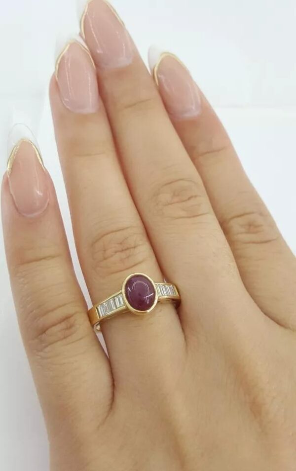 Cabochon Cut Ruby & Baguette Diamond Ring 2 ct 18k Yellow Gold
