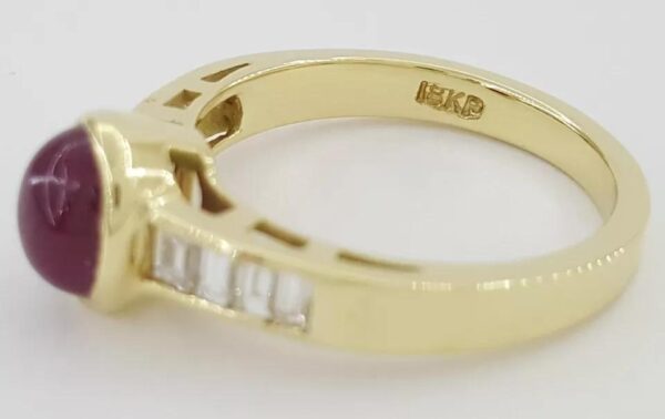 Cabochon Cut Ruby & Baguette Diamond Ring 2 ct 18k Yellow Gold