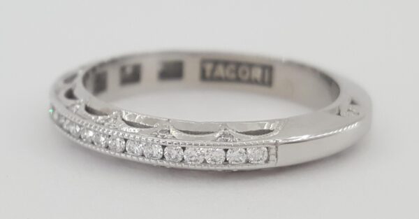 TACORI 0.25 ct Reverse Crescent 2617B12 Round Diamond 18k Gold Wedding Band
