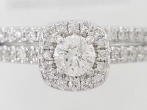 Round Brilliant Diamond Halo White Gold Engagement Wedding Ring Set 0.5ct 10k