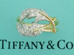 Vintage Tiffany & Co Schlumberger Two Leaf Diamond Ring 18K & Platinum 0.65 ct